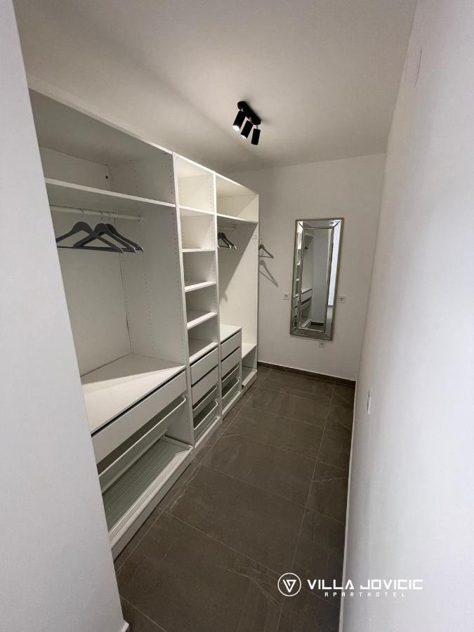 Aparthotel - Villa Jovicic Херцег Нови Екстериор снимка