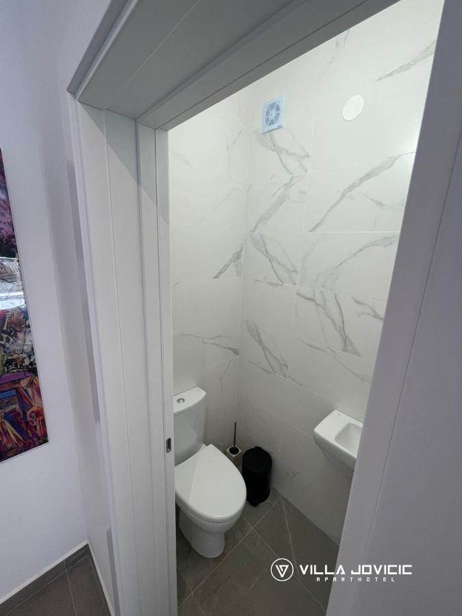 Aparthotel - Villa Jovicic Херцег Нови Екстериор снимка