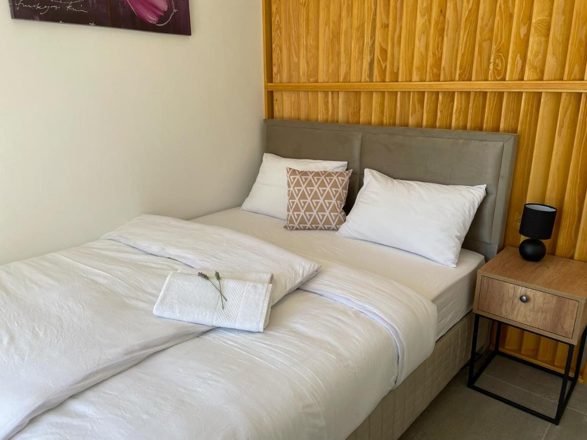 Aparthotel - Villa Jovicic Херцег Нови Екстериор снимка